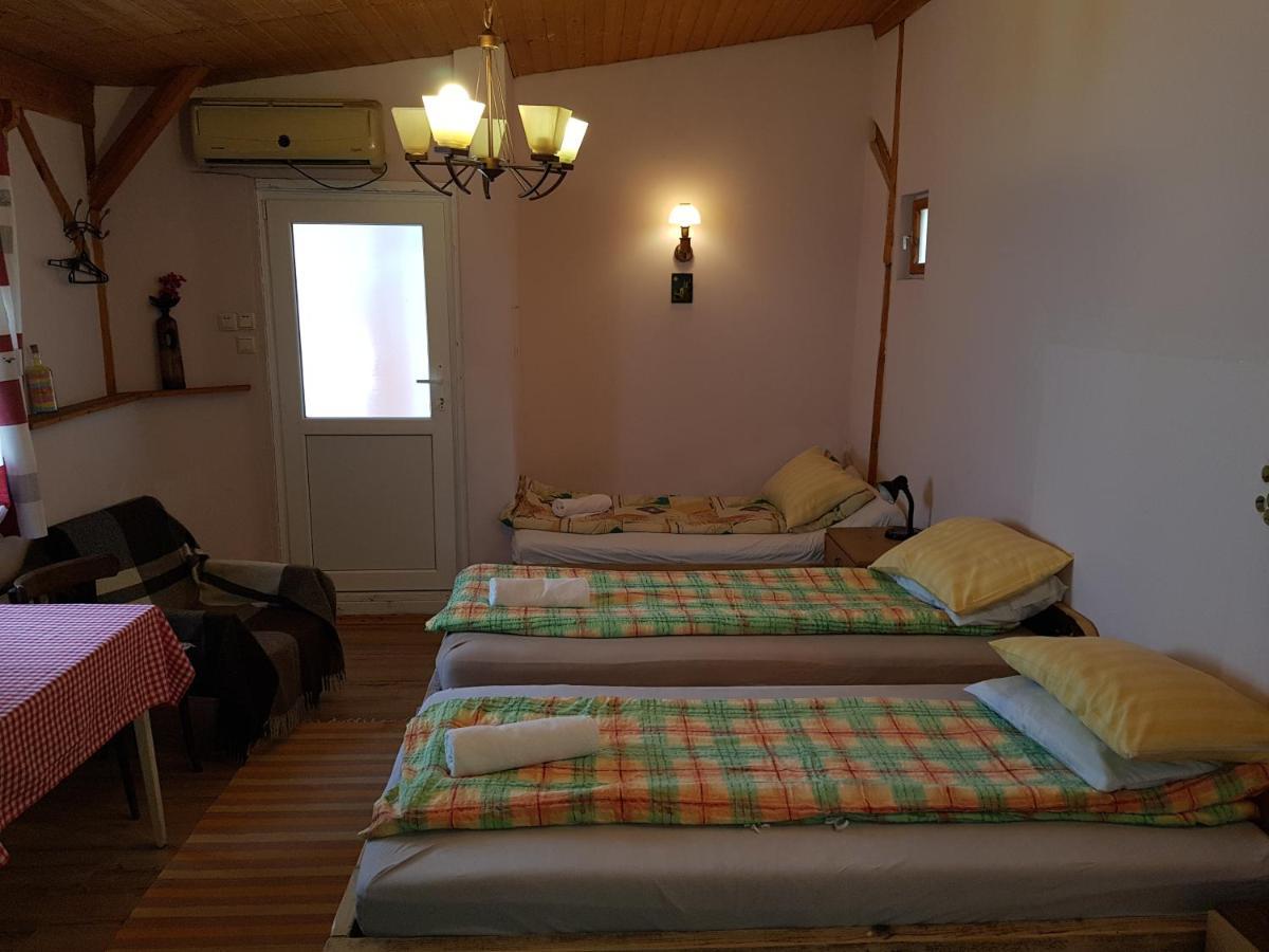 Hompot Accommodation Deva Luaran gambar